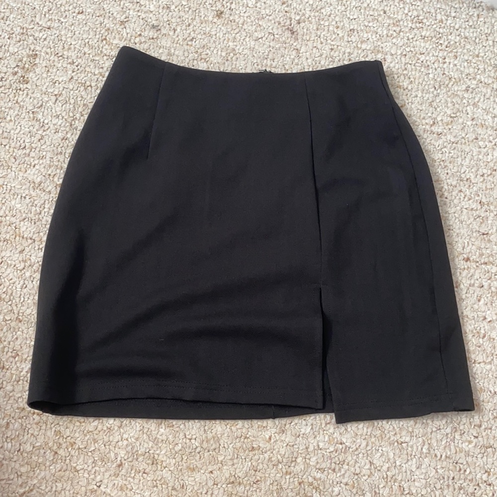 Black skirt
